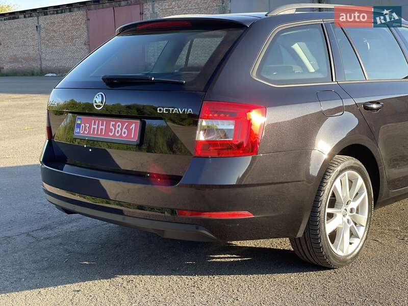 Універсал Skoda Octavia 2018 в Луцьку