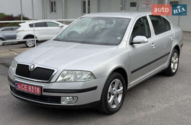 Ліфтбек Skoda Octavia 2006 в 