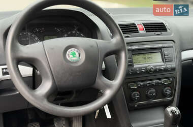 Ліфтбек Skoda Octavia 2006 в 