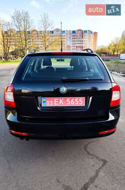 Универсал Skoda Octavia 2009 в 