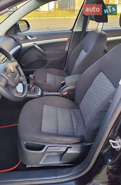 Универсал Skoda Octavia 2009 в 