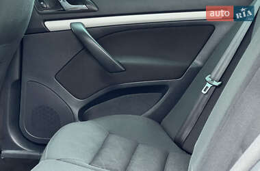 Универсал Skoda Octavia 2012 в 