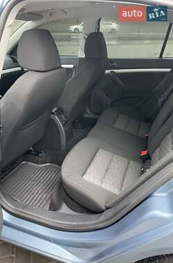 Ліфтбек Skoda Octavia 2010 в 