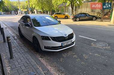 Лифтбек Skoda Octavia 2018 в Одессе