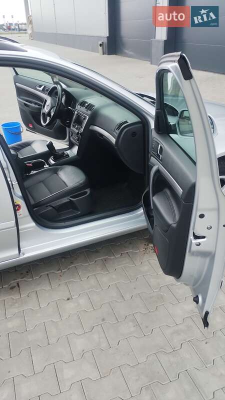 Універсал Skoda Octavia 2011 в Левкові