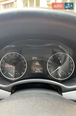 Лифтбек Skoda Octavia 2009 в 