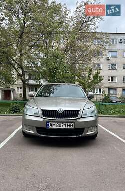 Лифтбек Skoda Octavia 2009 в 
