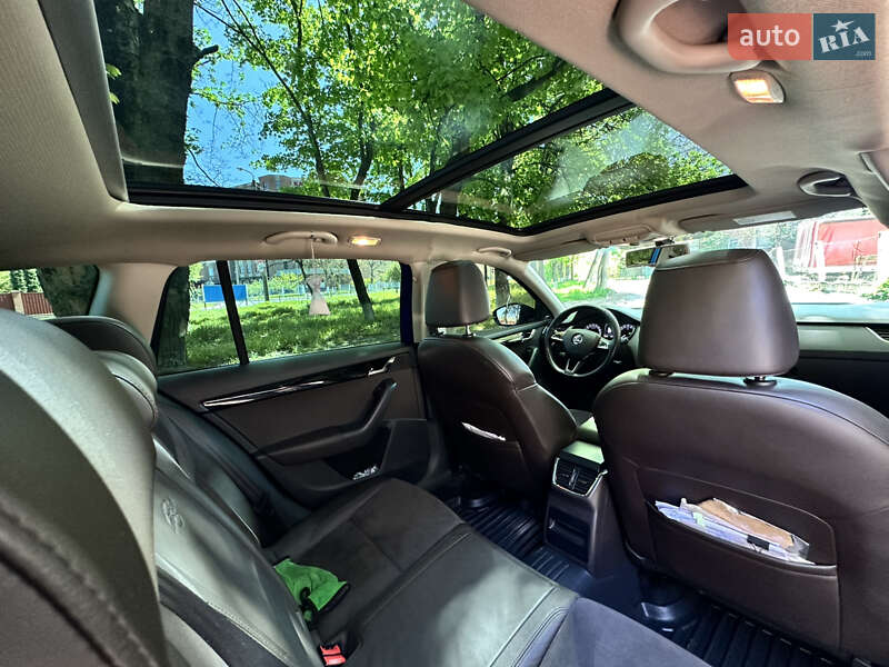 Універсал Skoda Octavia 2016 в Дніпрі