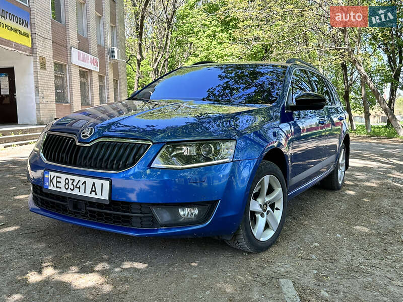 Універсал Skoda Octavia 2016 в Дніпрі