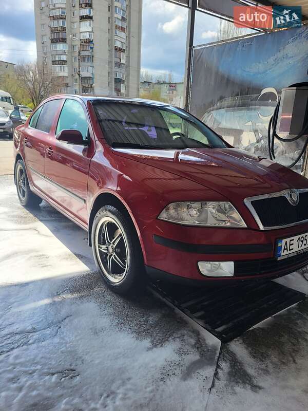 Лифтбек Skoda Octavia 2008 в 