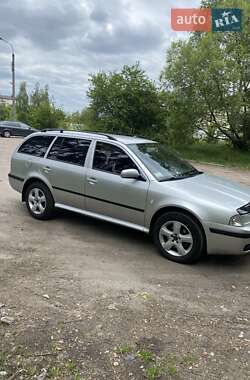 Універсал Skoda Octavia 2006 в Житомирі