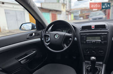 Лифтбек Skoda Octavia 2008 в 