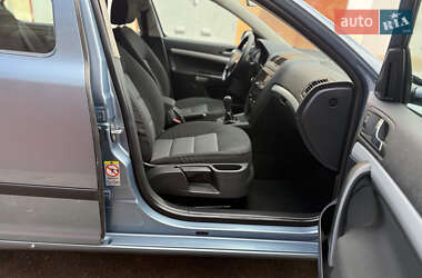 Лифтбек Skoda Octavia 2008 в 