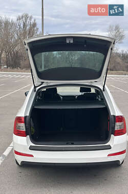 Універсал Skoda Octavia 2013 в 