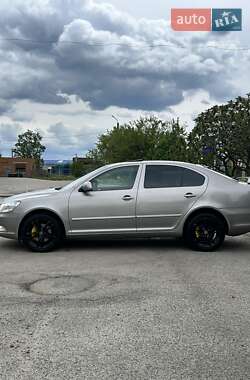Лифтбек Skoda Octavia 2009 в 