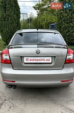 Лифтбек Skoda Octavia 2009 в 