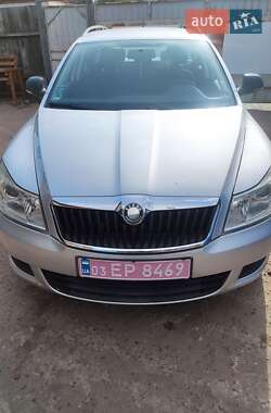 Універсал Skoda Octavia 2009 в Чернігові