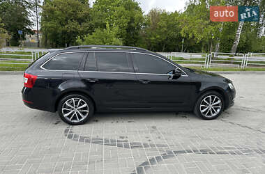 Універсал Skoda Octavia 2019 в 