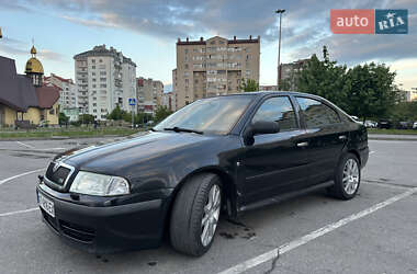 Лифтбек Skoda Octavia 2001 в 