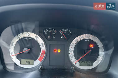 Лифтбек Skoda Octavia 2001 в 