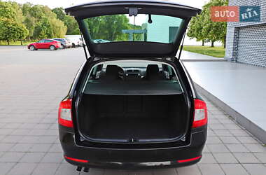 Универсал Skoda Octavia 2010 в 
