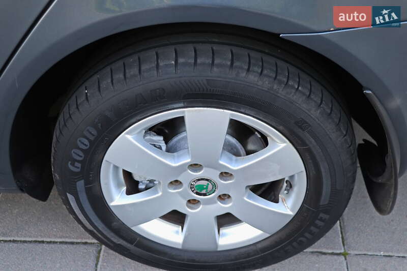 Універсал Skoda Octavia 2011 в Кременчуці