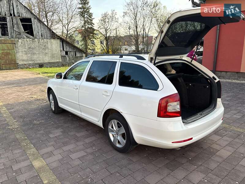 Универсал Skoda Octavia 2011 в 