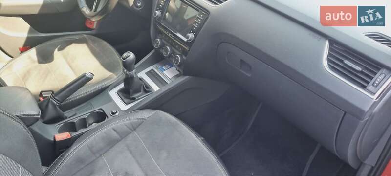 Лифтбек Skoda Octavia 2014 в Днепре