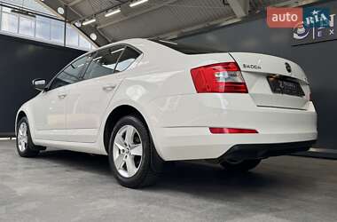 Лифтбек Skoda Octavia 2016 в 