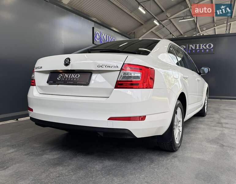 Лифтбек Skoda Octavia 2016 в Киеве