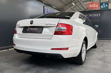 Лифтбек Skoda Octavia 2016 в 