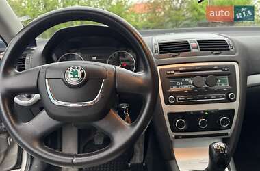 Лифтбек Skoda Octavia 2010 в 