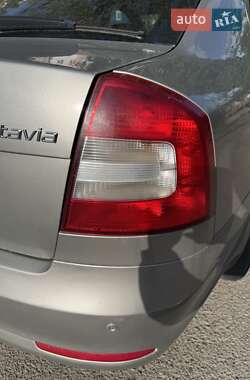 Лифтбек Skoda Octavia 2010 в 
