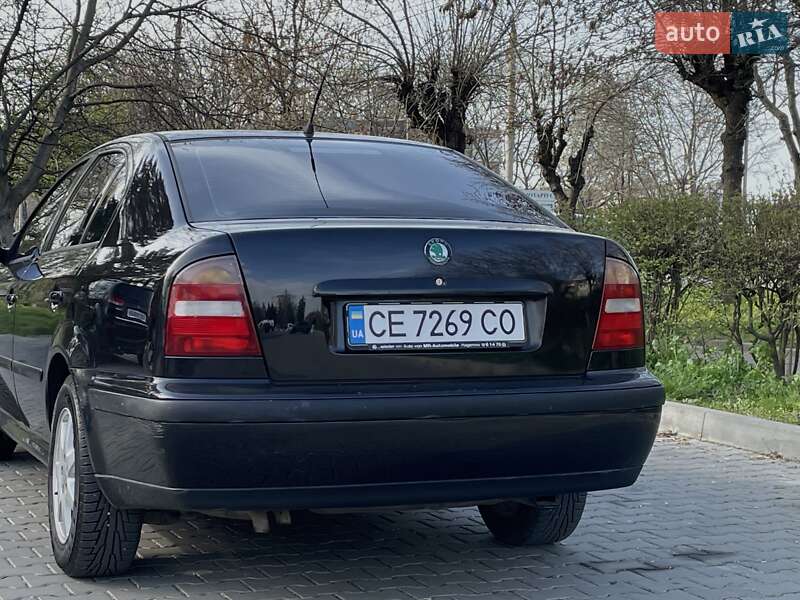 Лифтбек Skoda Octavia 1999 в Черновцах