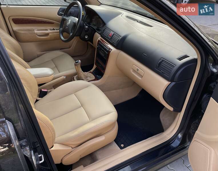 Лифтбек Skoda Octavia 1999 в Черновцах