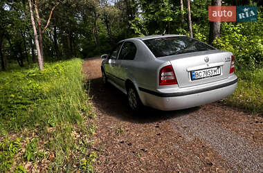Лифтбек Skoda Octavia 2005 в 