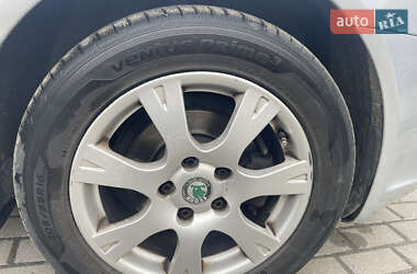 Универсал Skoda Octavia 2011 в 