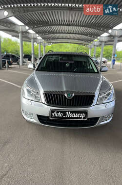 Універсал Skoda Octavia 2011 в 