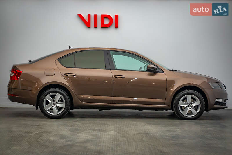 Лифтбек Skoda Octavia 2018 в Киеве