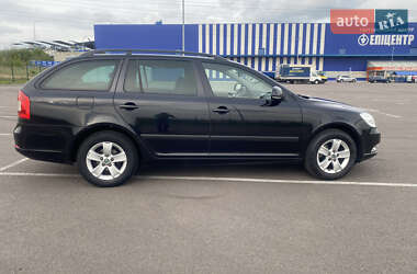 Универсал Skoda Octavia 2012 в 