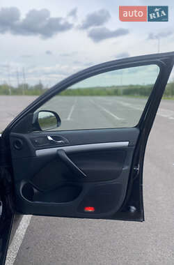 Универсал Skoda Octavia 2012 в 