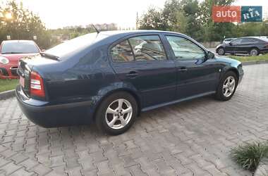 Лифтбек Skoda Octavia 2008 в 