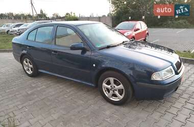 Лифтбек Skoda Octavia 2008 в 