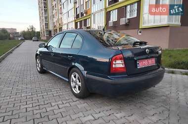 Лифтбек Skoda Octavia 2008 в 