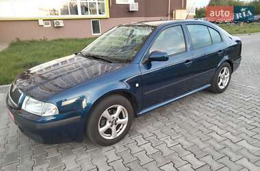 Лифтбек Skoda Octavia 2008 в 