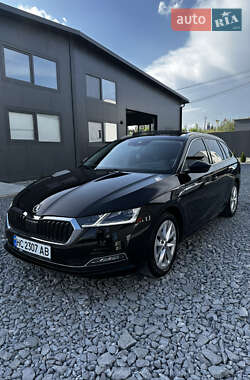 Универсал Skoda Octavia 2021 в Львове