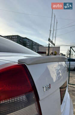 Универсал Skoda Octavia 2010 в 