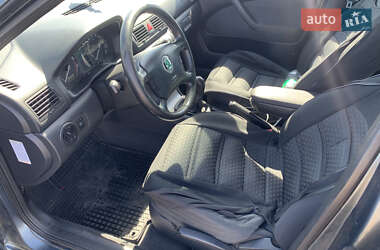 Универсал Skoda Octavia 2003 в 
