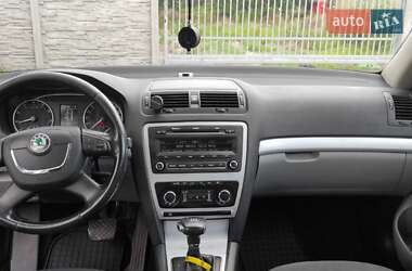 Універсал Skoda Octavia 2009 в 