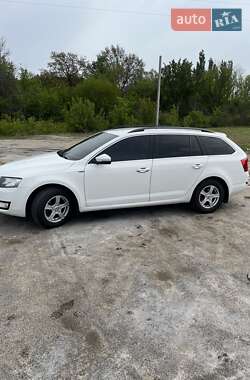 Универсал Skoda Octavia 2014 в 